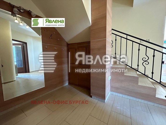 Продава МНОГОСТАЕН, гр. Бургас, Лазур, снимка 11 - Aпартаменти - 47611610