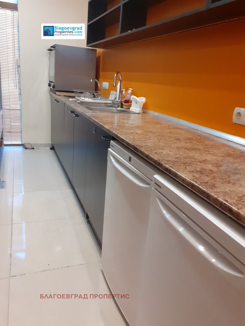 Продава ЗАВЕДЕНИЕ, гр. Благоевград, Широк център, снимка 2 - Заведения - 52386061