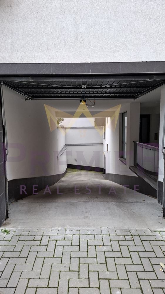 Продава ГАРАЖ, ПАРКОМЯСТО, гр. Варна, Погреби, снимка 5 - Гаражи и паркоместа - 52983465