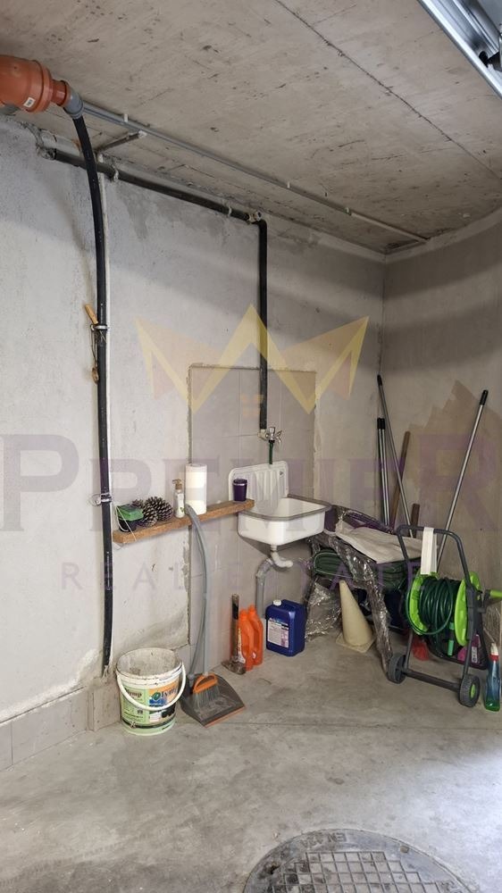 Продава ГАРАЖ, ПАРКОМЯСТО, гр. Варна, Погреби, снимка 3 - Гаражи и паркоместа - 52983465