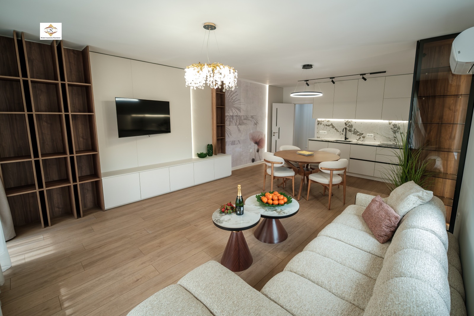 Продава 3-СТАЕН, гр. Варна, Център, снимка 2 - Апартаменти - 53962805