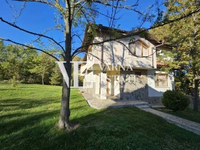 Huis Goritsa, regio Varna 16