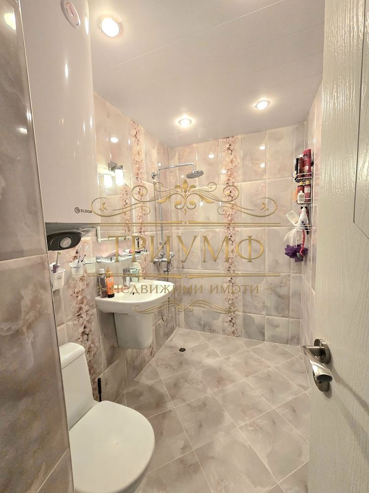 Продава  4-стаен град Варна , Възраждане 2 , 95 кв.м | 69495110 - изображение [11]