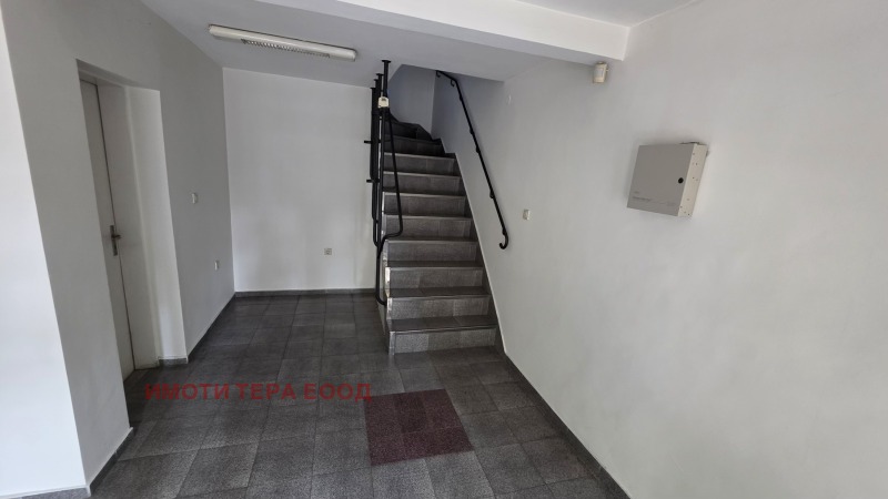 Продаја  Канцеларија Варна , ВИНС-Червен плоштад , 100 м2 | 39922049