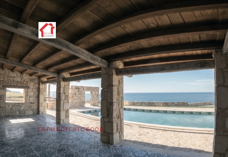 Продава ХОТЕЛ, гр. Каварна, област Добрич, снимка 11 - Хотели - 53271477