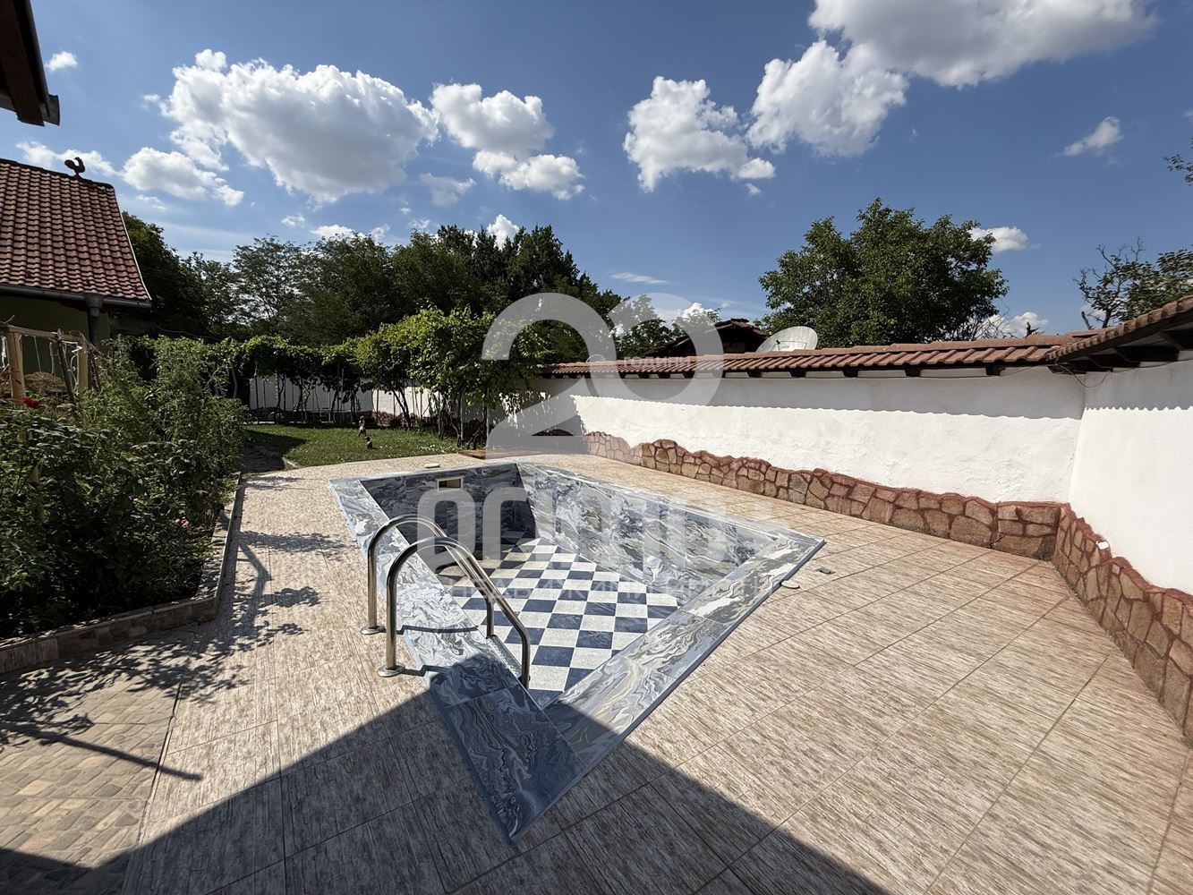 Продава КЪЩА, гр. Велико Търново, Център, снимка 3 - Къщи - 53605613