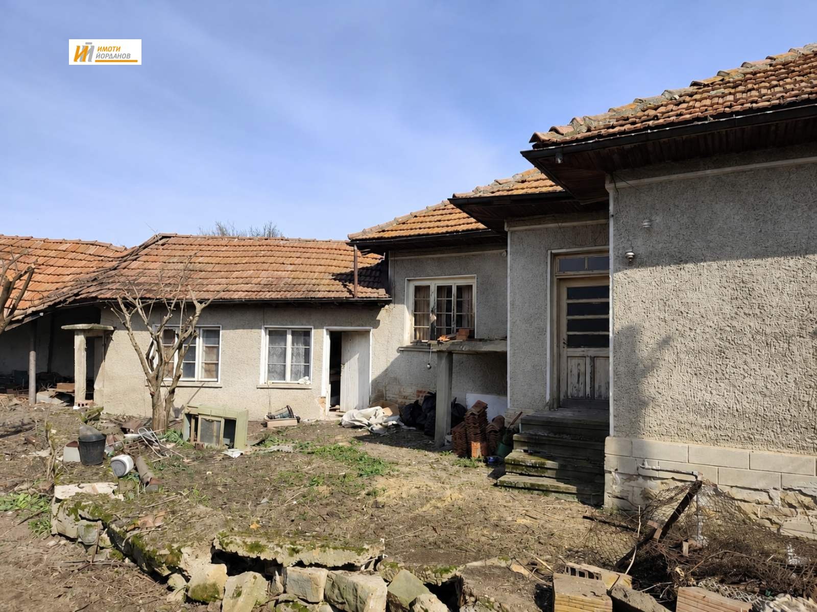 Продава КЪЩА, с. Джулюница, област Велико Търново