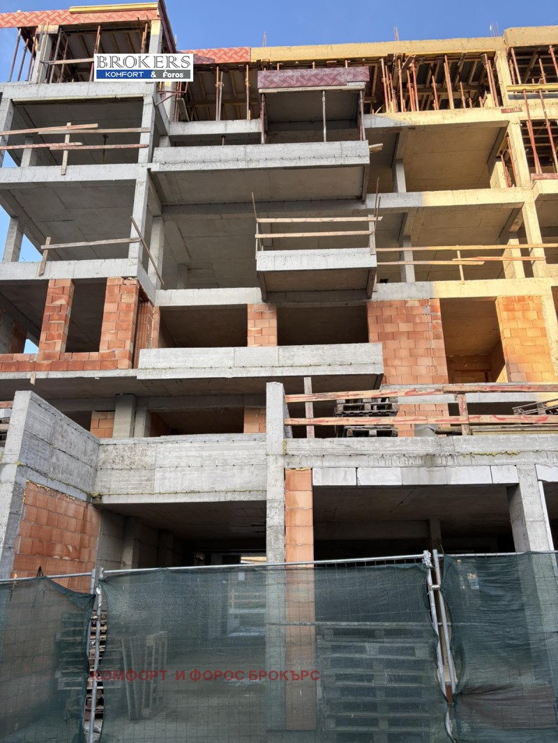 Продава 1-СТАЕН в град Варна, Погреби - 40 кв.м / 72 000 € » 140 819.76 лв., КОМФОРТ И ФОРОС БРОКЪРС