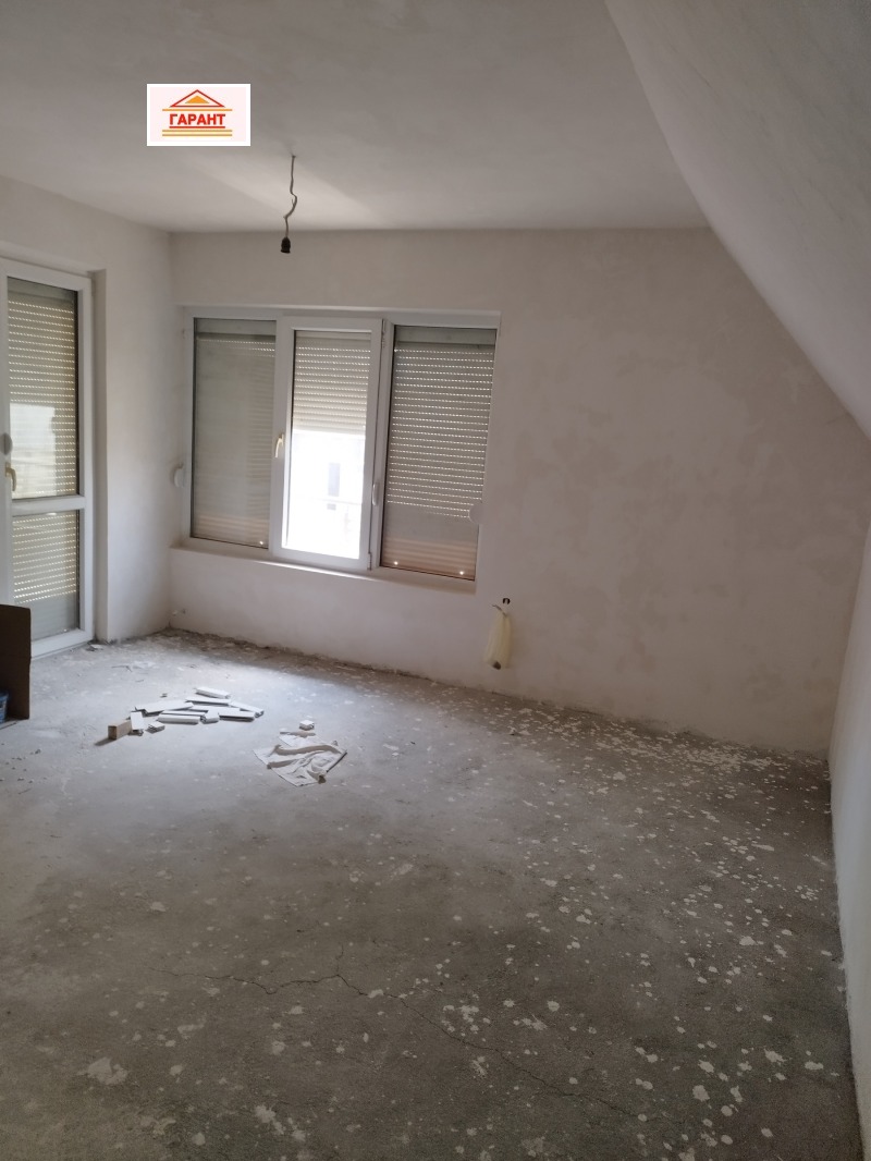 Продава  3-стаен град Плевен , Идеален център , 100 кв.м | 62740902 - изображение [4]