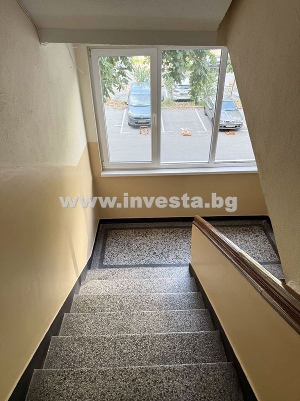 Продава  3-стаен град Пловдив , Център , 100 кв.м | 21234365
