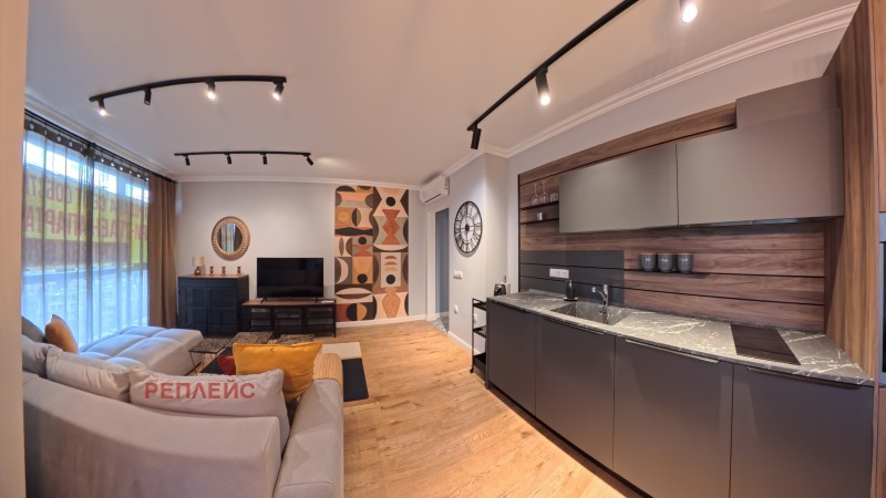 Продава 3-СТАЕН, гр. Варна, Бриз, снимка 3 - Апартаменти - 52576185