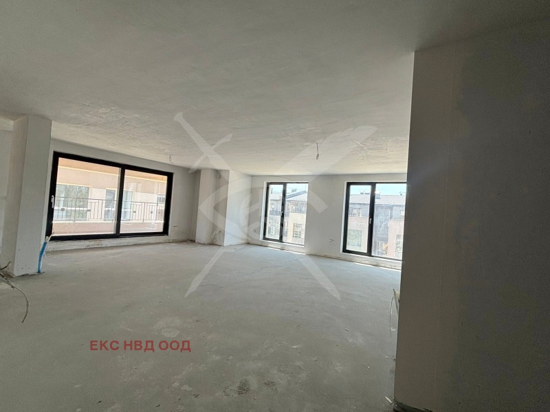 Na prodej  3+ ložnice Plovdiv , Christo Smirnenski , 206 m2 | 88132360 - obraz [2]
