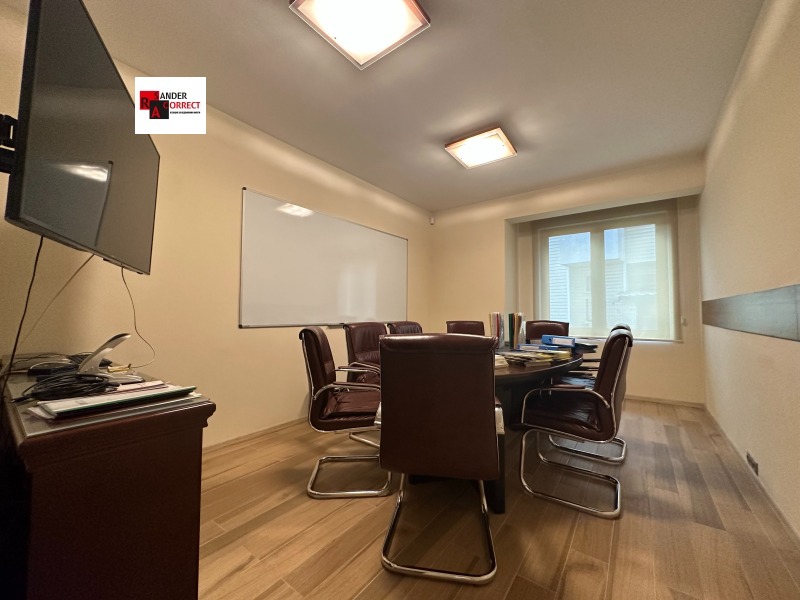 À vendre  Bureau Sofia , Knyajevo , 620 m² | 83816156 - image [2]