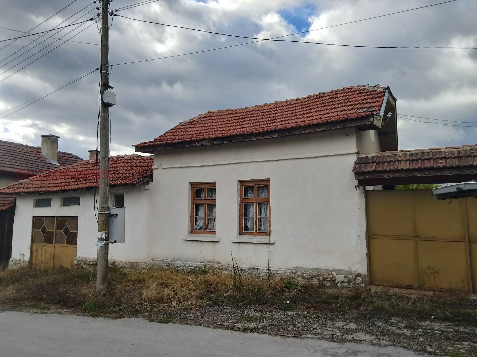 Продава КЪЩА, с. Гуцал, област София област