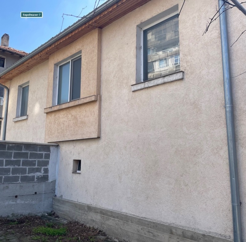 Продава КЪЩА в град Пловдив, Гагарин - 160 кв.м / 300 000 € » 586 749.00 лв., ЕВРОДИАЛОГ-7