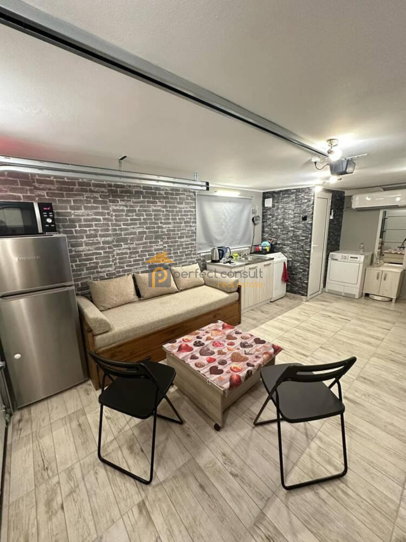 Zu verkaufen  Studio Plowdiw , Sadijski , 32 qm | 63225142