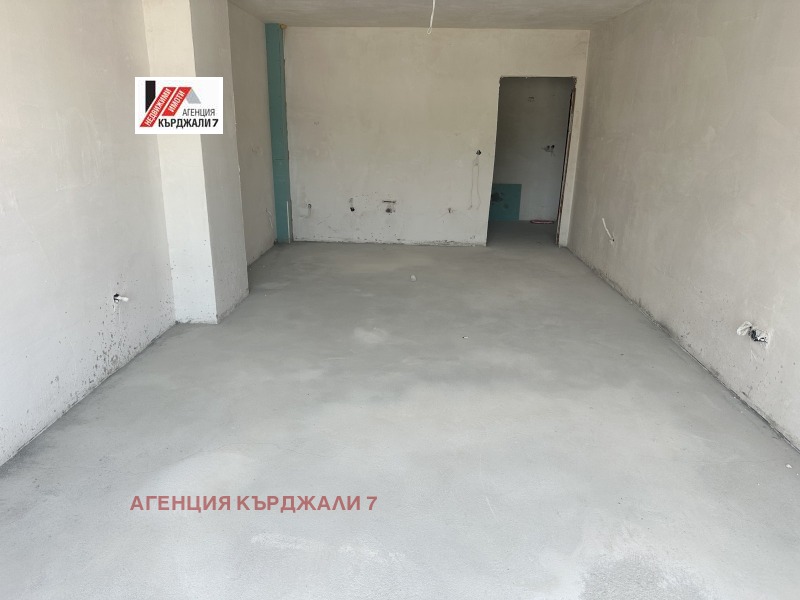На продаж  1 спальня Кърджали , Възрожденци , 87 кв.м | 31737972 - зображення [2]