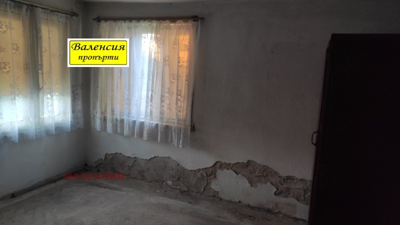 Продава КЪЩА, с. Големо Бабино, област Враца, снимка 12 - Къщи - 43876907
