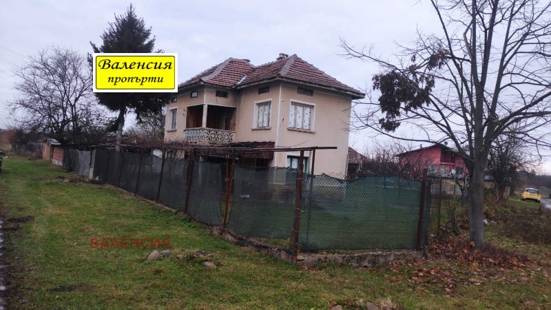Продава КЪЩА, с. Големо Бабино, област Враца, снимка 3 - Къщи - 43876907