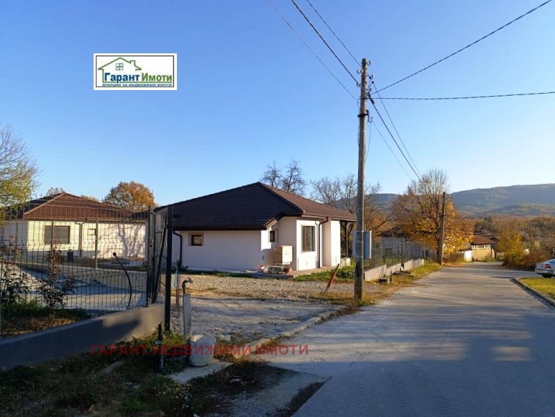 Na sprzedaż  Dom region Gabrowo , Rajnowci , 140 mkw | 89427888 - obraz [4]