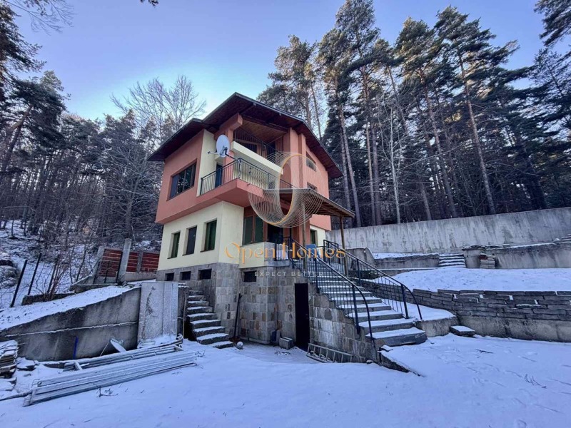 Продава ВИЛА, с. Дедево, област Пловдив