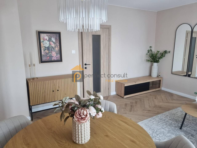 Na sprzedaż  1 sypialnia Plowdiw , Komatewo , 64 mkw | 21392653 - obraz [2]