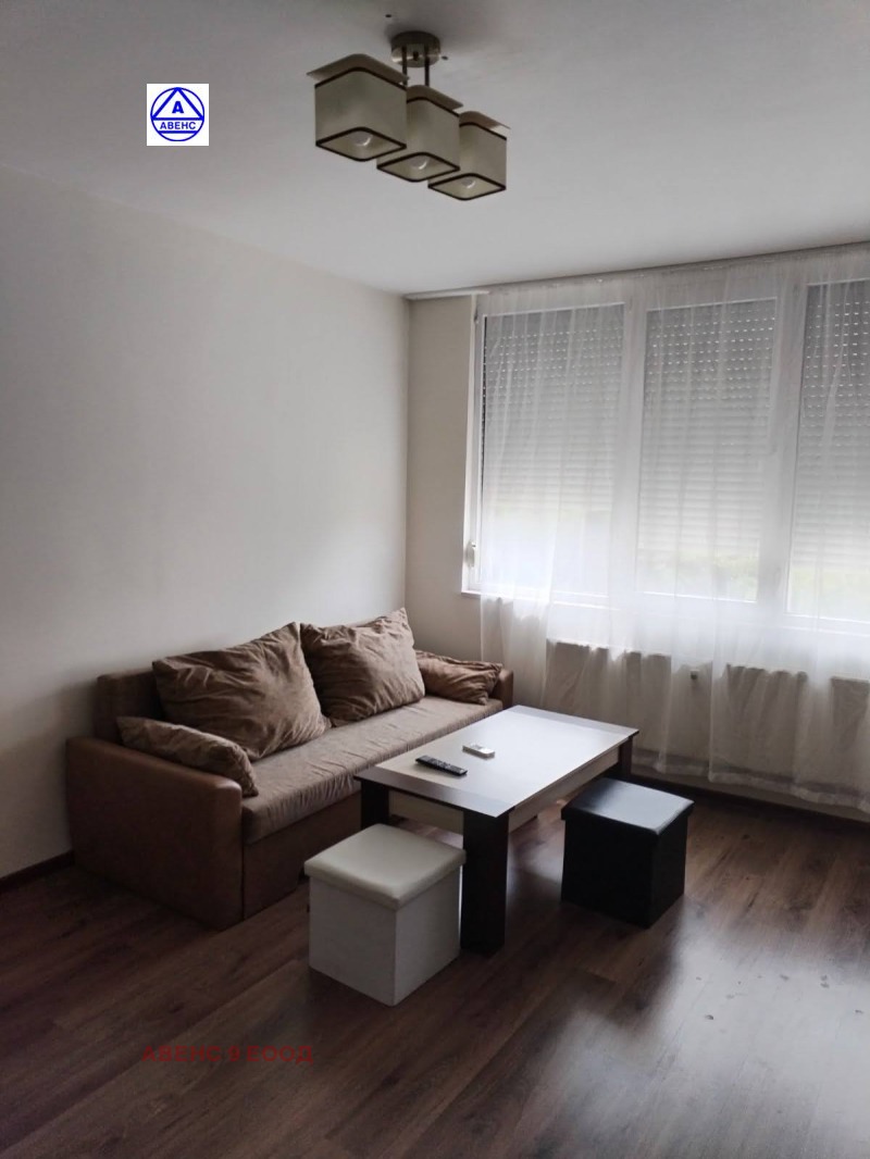 Продава 2-СТАЕН, гр. Плевен, Идеален център, снимка 2 - Апартаменти - 52090677