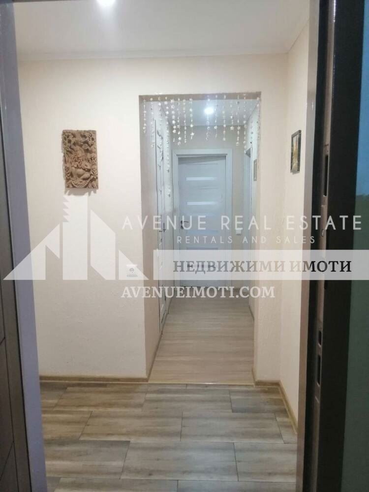 Продава 4-СТАЕН, гр. Бургас, Зорница, снимка 2 - Aпартаменти - 49356435