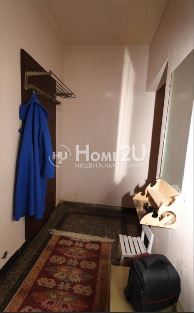 Продава ЕТАЖ ОТ КЪЩА, гр. София, Карпузица, снимка 9 - Етаж от къща - 54188804