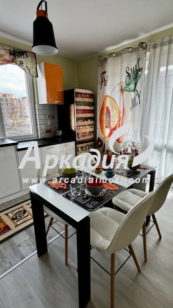 Til salgs  1 soverom Plovdiv , Hristo Smirnenski , 61 kvm | 47202501 - bilde [2]