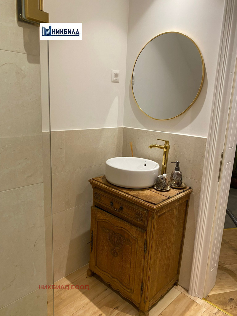 Продава 2-СТАЕН, гр. София, Център, снимка 14 - Апартаменти - 53294435