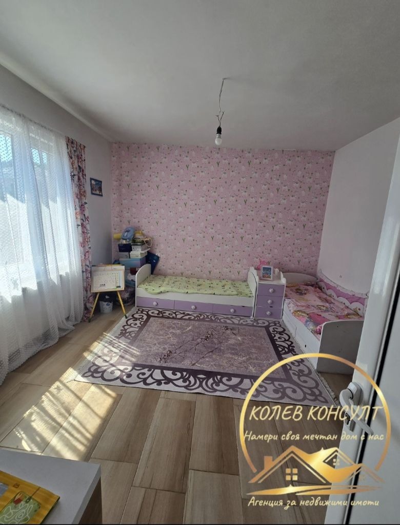 Продава ЕТАЖ ОТ КЪЩА, гр. Димитровград, област Хасково, снимка 2 - Етаж от къща - 55548008