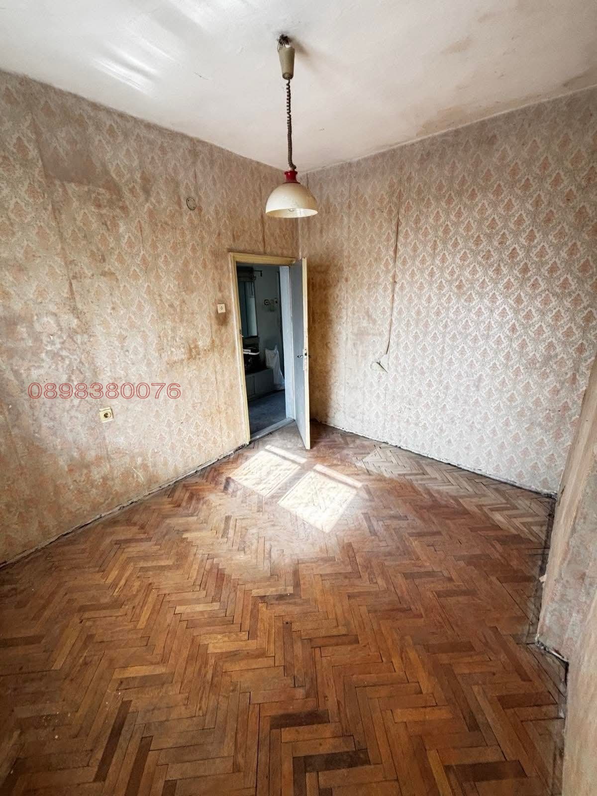 Продава 2-СТАЕН, гр. Добрич, Енергоразпределение