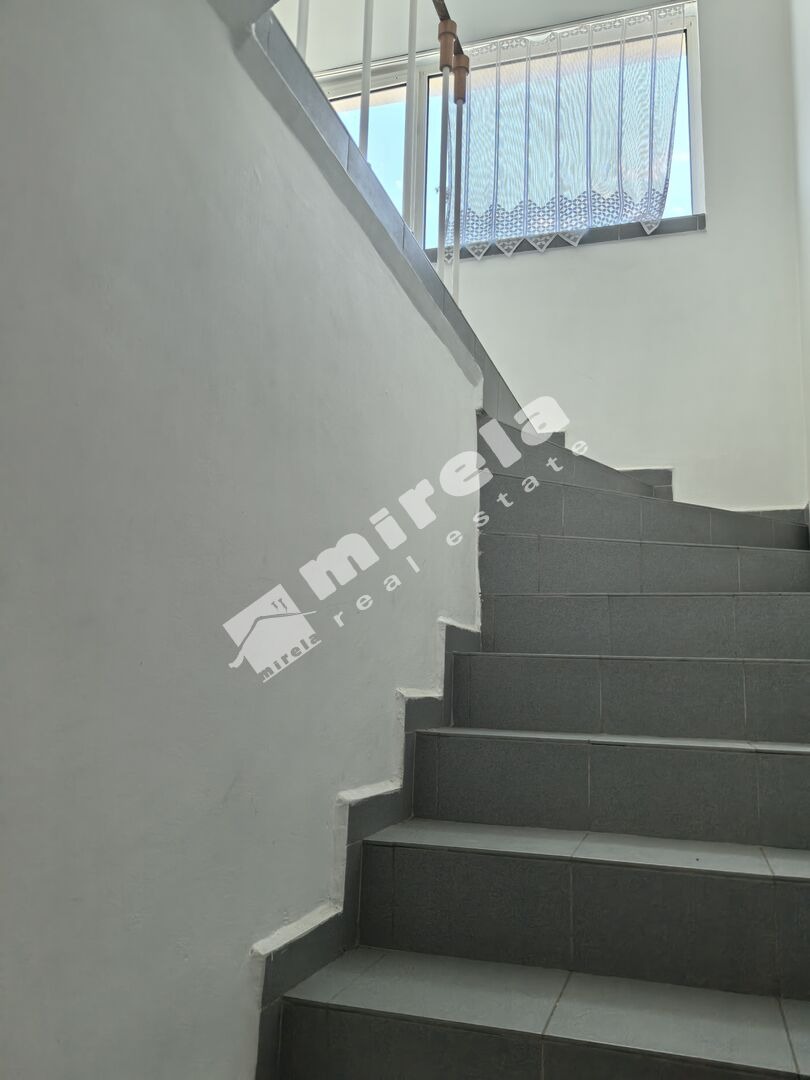 Продава МЕЗОНЕТ, гр. Ямбол, Център, снимка 6 - Апартаменти - 55133155