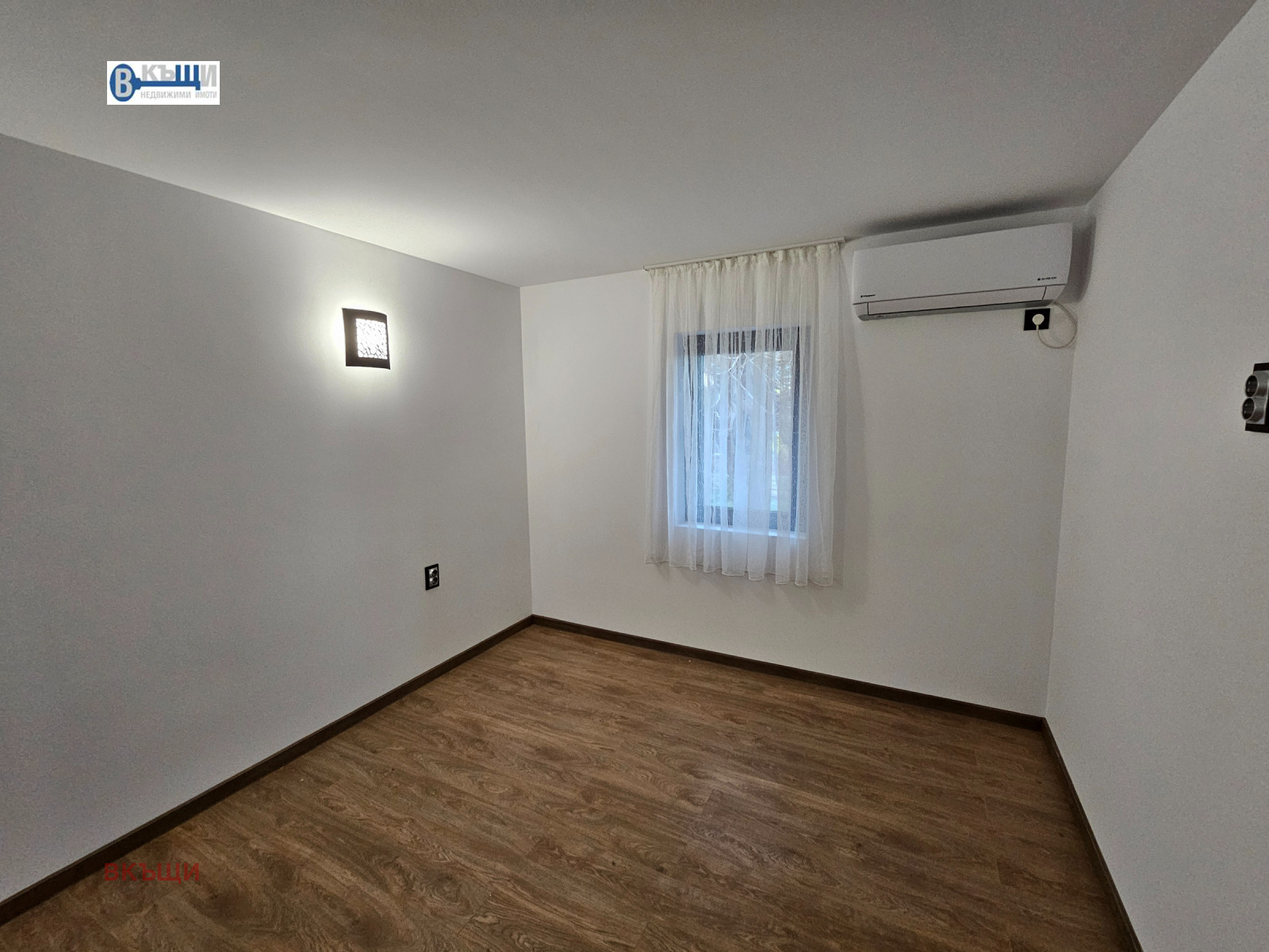 Продава КЪЩА, с. Ново село, област Велико Търново, снимка 8 - Къщи - 54123623