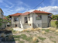 Продава КЪЩА, област Шумен, гр. Нови пазар • 77000 € • 90803573 — Holmes.bg