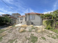 Продава КЪЩА, област Шумен, гр. Нови пазар • 77000 € • 90803573 — Holmes.bg