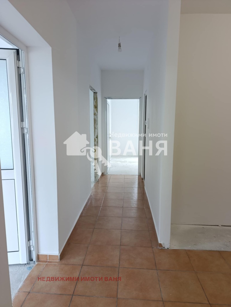 Продава 3-СТАЕН в област Пловдив, гр. Карлово - 93 кв.м / 119 900 € » 234 504.02 лв., НЕДВИЖИМИ ИМОТИ ВАНЯ