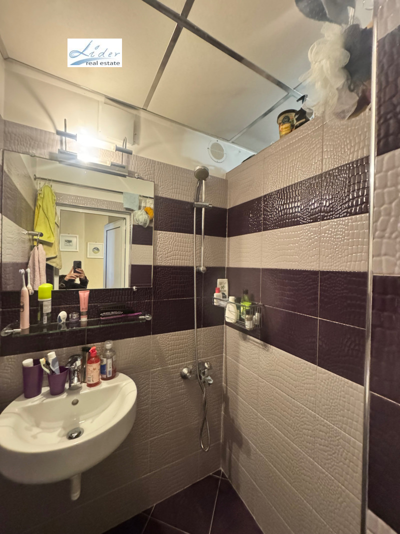 De vânzare  3 dormitoare Sofia , Țentâr , 117 mp | 32421267 - imagine [5]