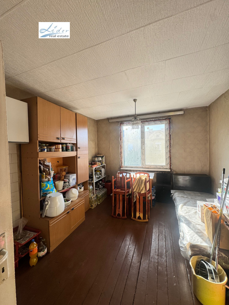 De vânzare  3 dormitoare Sofia , Țentâr , 117 mp | 32421267 - imagine [7]