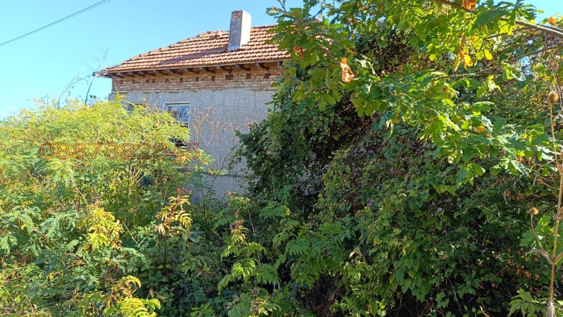 Продава КЪЩА, с. Горски горен Тръмбеш, област Велико Търново, снимка 2 - Къщи - 52905592