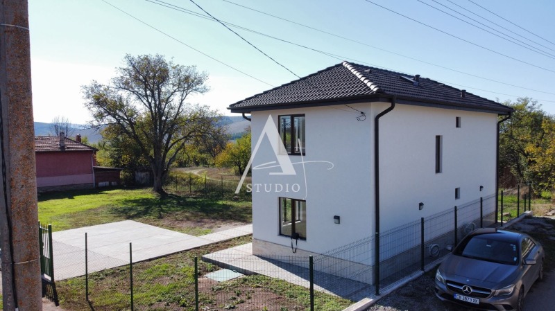 En venta  Casa Sofia , Sujodol , 124 metros cuadrados | 23030630 - imagen [2]