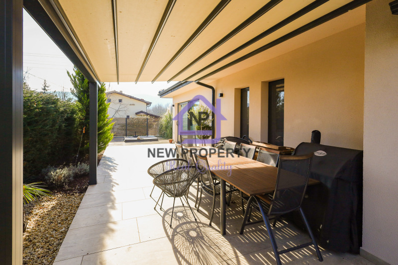 Продава КЪЩА, с. Велика, област Бургас