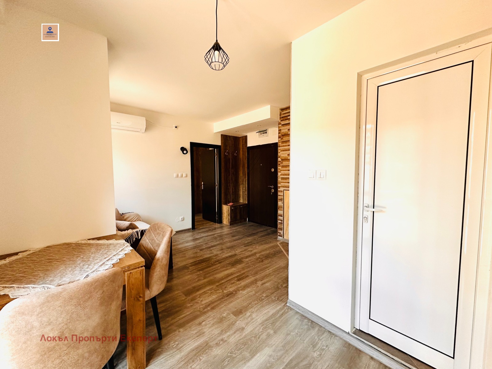 Продава 2-СТАЕН, гр. Банско, област Благоевград, снимка 2 - Апартаменти - 51589563