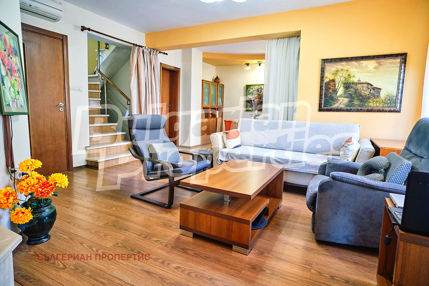 Продава КЪЩА, гр. Благоевград, Широк център