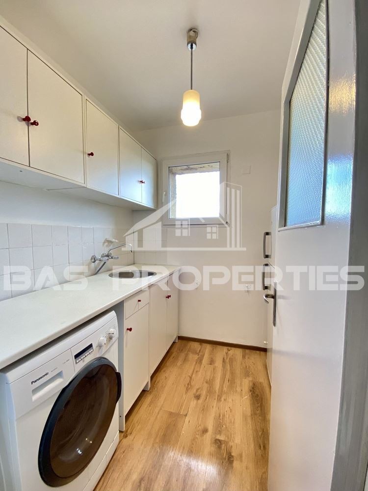 Продава  1-стаен град София , Света Троица , 42 кв.м | 36945733 - изображение [3]
