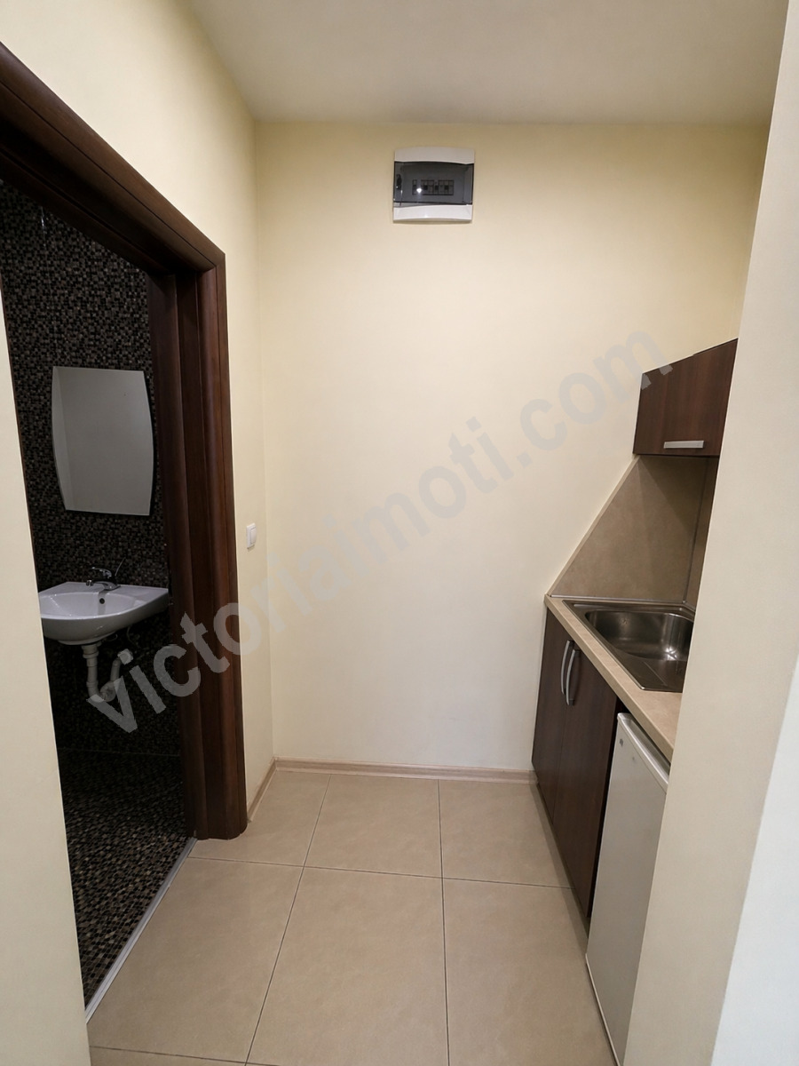 Продава ОФИС, гр. Велико Търново, Център, снимка 3 - Офиси - 54287795