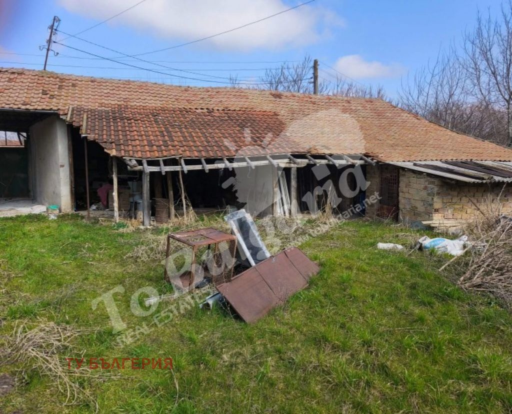 Продава КЪЩА, с. Хотница, област Велико Търново, снимка 10 - Къщи - 53880423