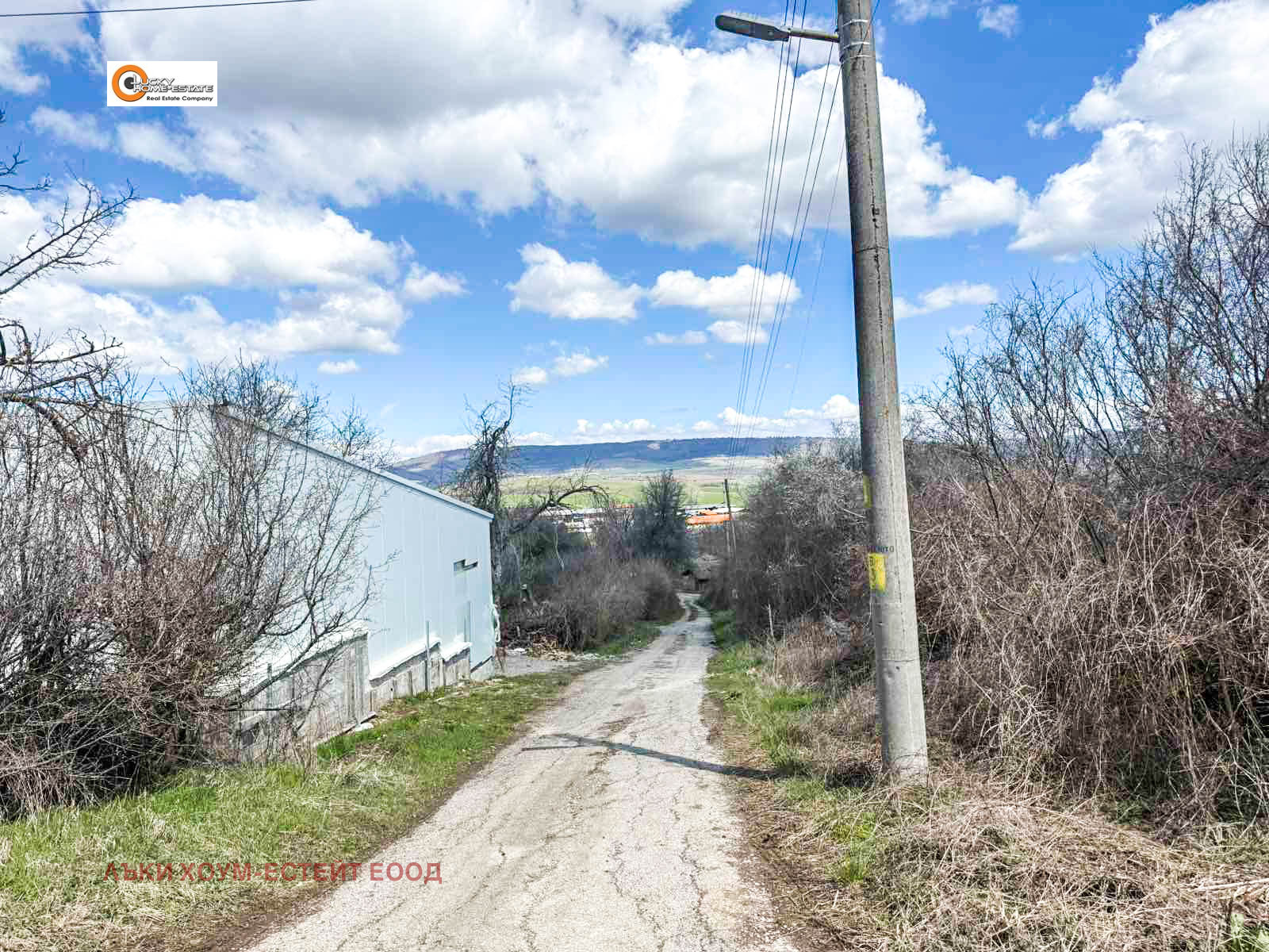 Продава ПАРЦЕЛ, с. Режанци, област Перник, снимка 2 - Парцели - 54106430