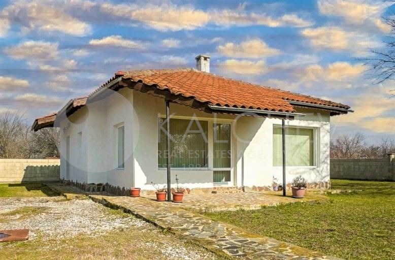 Продава КЪЩА, гр. Балчик, област Добрич, снимка 16 - Къщи - 53335062